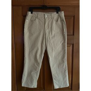 Christopher & Banks Women's‎ Khaki Crop Capri Relaxed Fit High Rise Pants sz 10